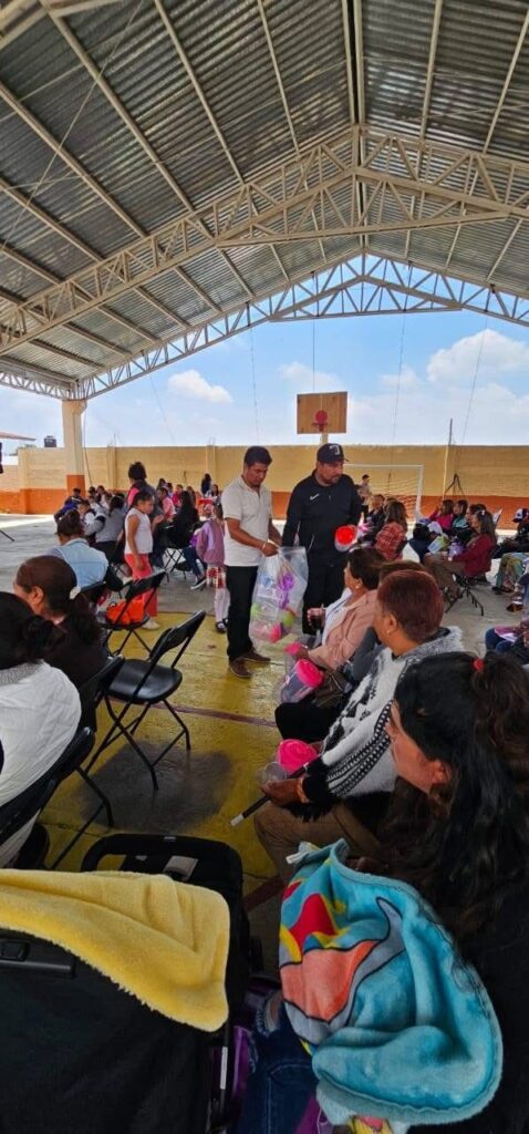 Españita celebra con alegría a las infancias y a las madres en el Barrio de Torres
